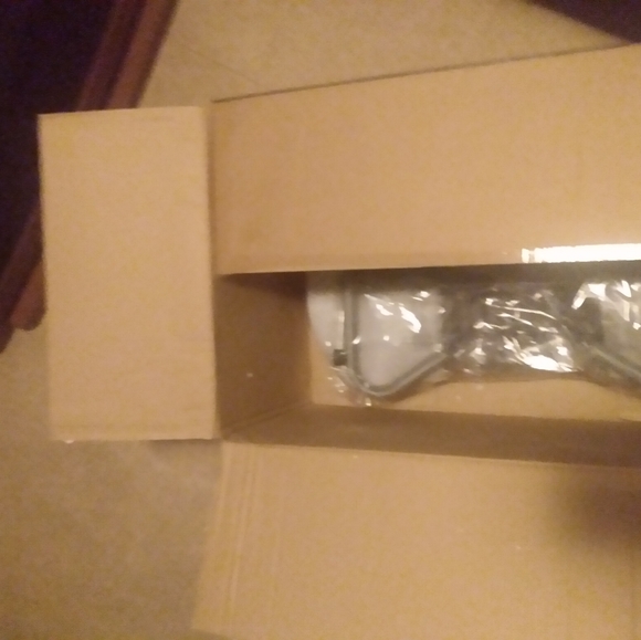 BRAND NEW FITNATION EXERCISER WITH EXERCISE BANDS,, NEVER BEEN USED, EXCELLENT - Picture 4 of 5